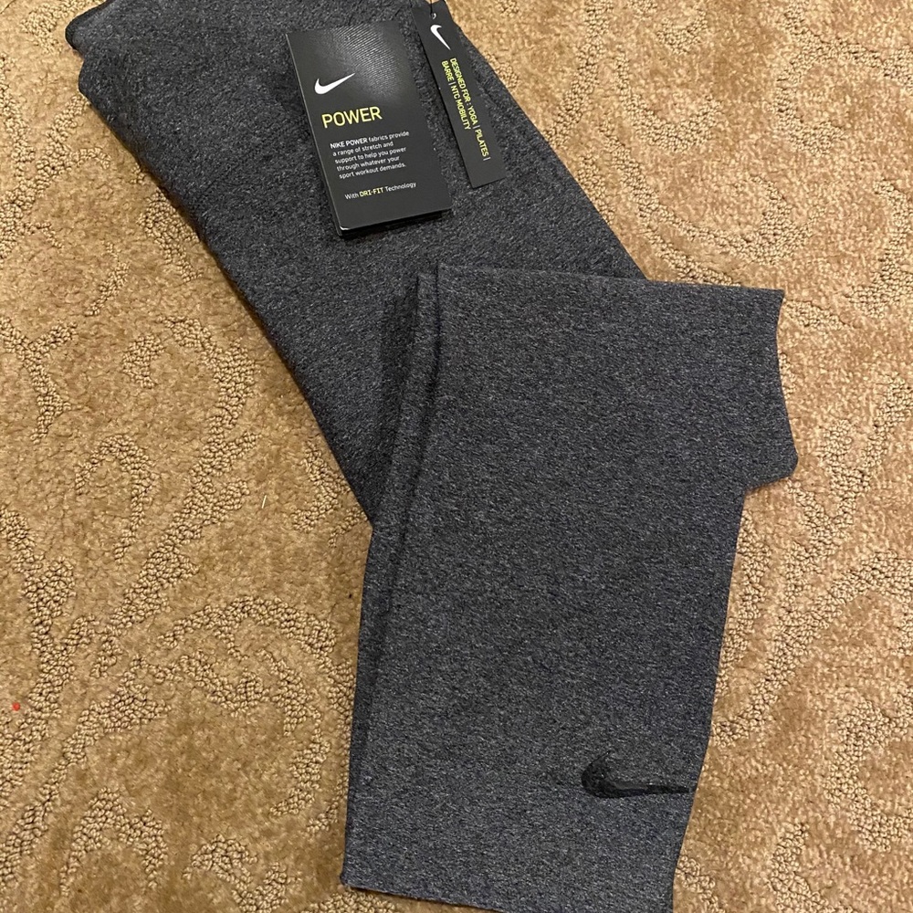 Nike Power Sculpt pants style BQ3557, NWT Small